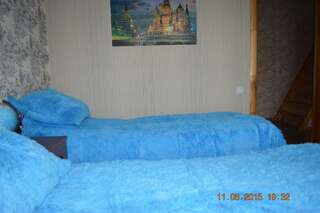 Гостевой дом Маришкин дом Суздаль Двухместный номер с 2 отдельными кроватями и дополнительной кроватью-11